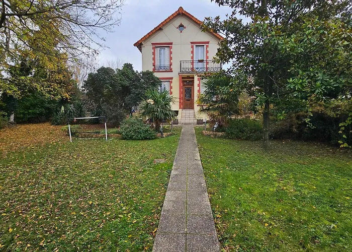 Full House - 20 Mins From Paris Casa de Férias