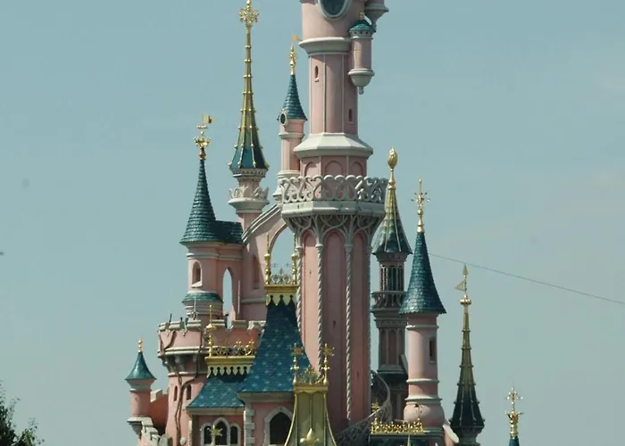 Full House - 20 Mins From Paris Casa de Férias